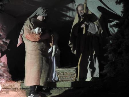 Utrinki iz druge uprizoritve predstave Božična noč, odigrane 5.1.2019 39